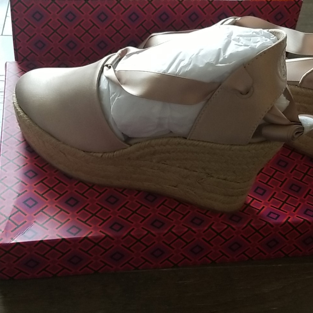 Tory Burch Espandrille - Picture 3 of 6